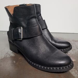 Gentle Souls by Kenneth Cole Best Slit Moto 2 Bootie Boot Sz 7M Black Women’s